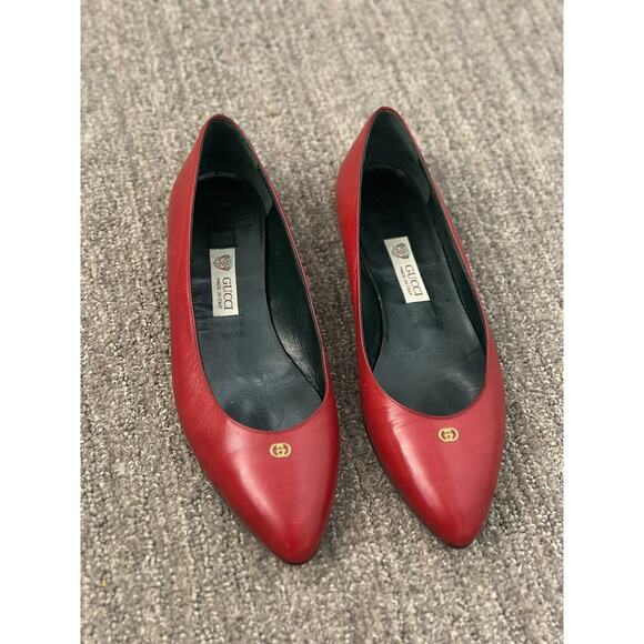 Vintage Gucci Red Leather Ballet Flats with Gold Monogram / Logo - Picture 1 of 7